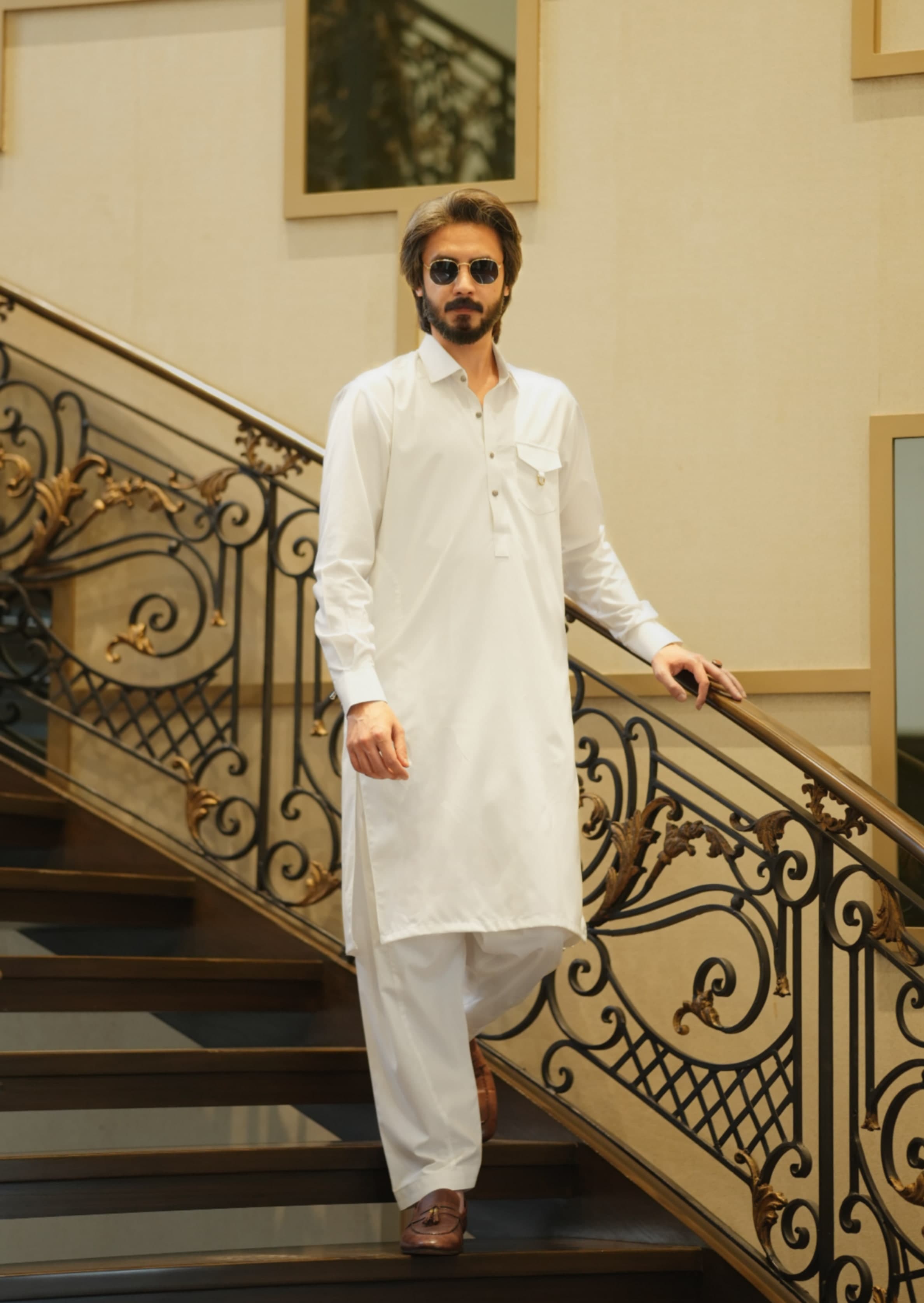 Floral White Kameez Shalwar