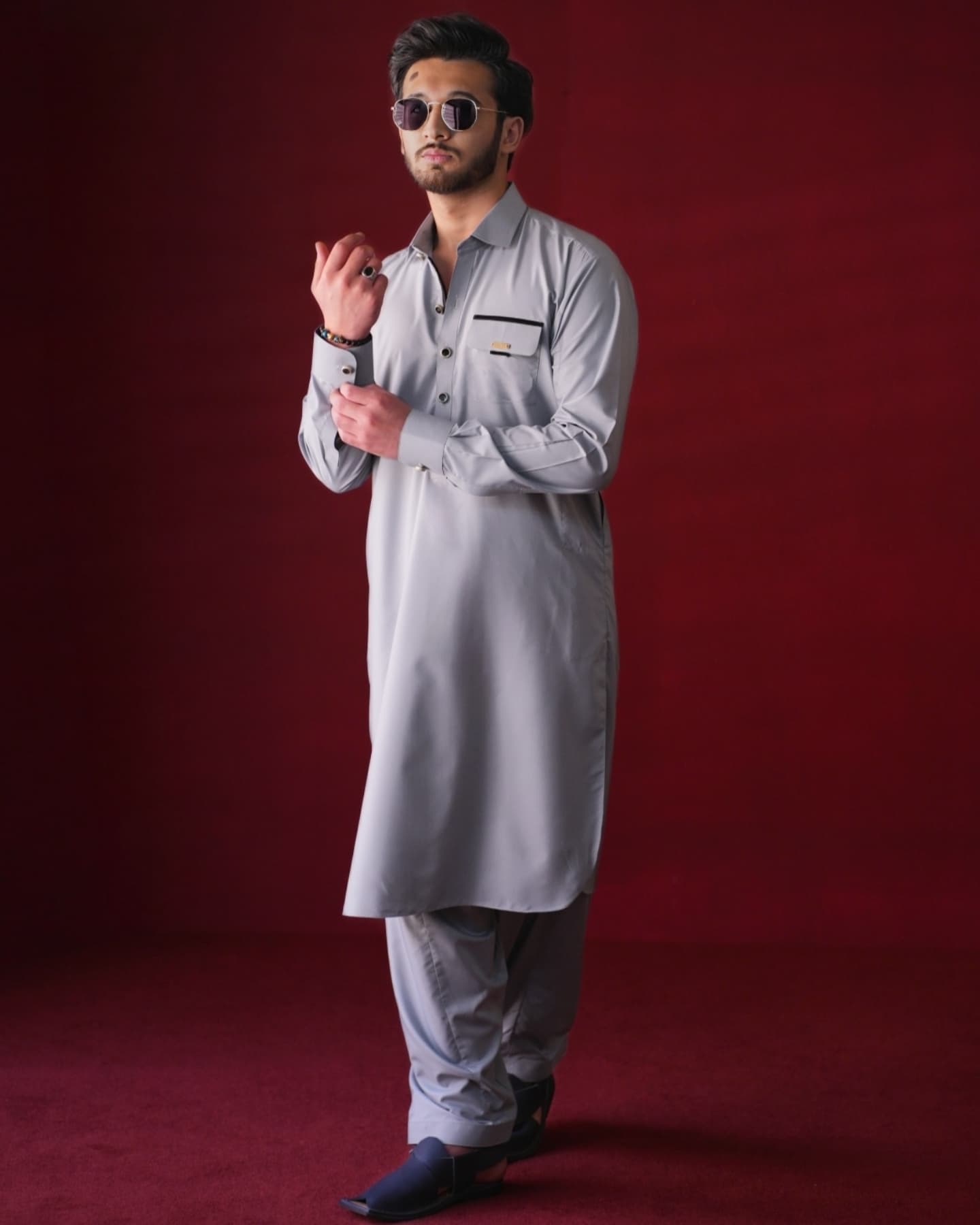 Light Gray Kameez Shalwar