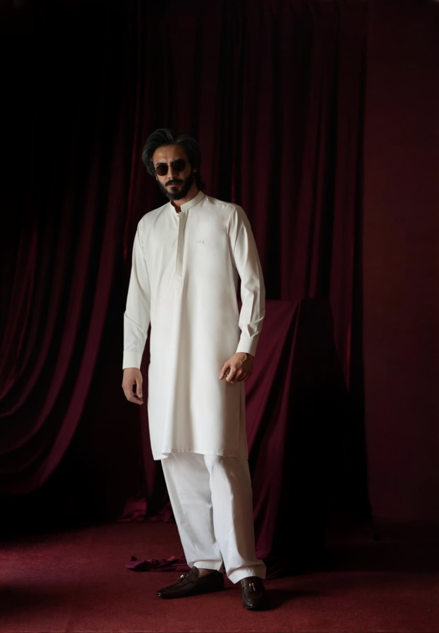 Porcelain White Kameez Shalwar