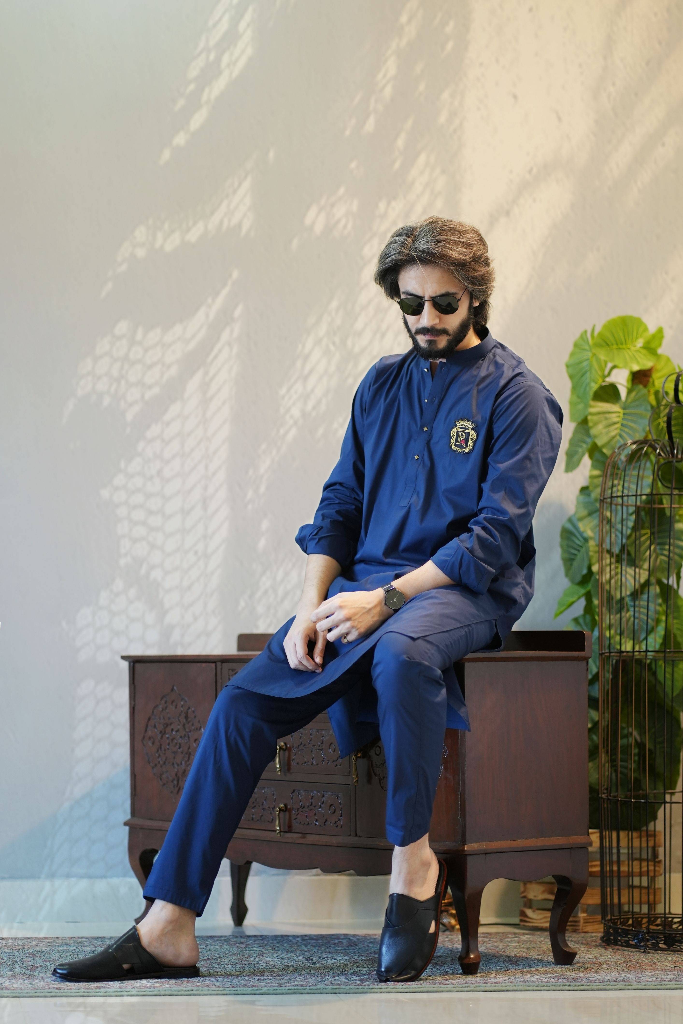 Raees Logo Kurta 2